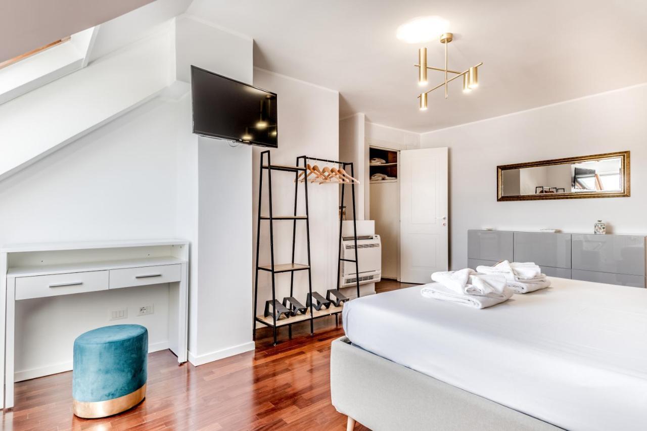 רומא Bbhome Penthouse Bright And Elegant Metro Conca D'Oro מראה חיצוני תמונה